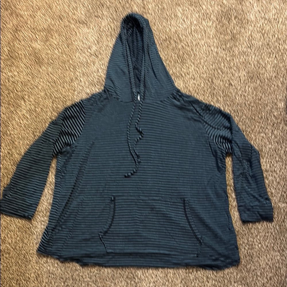Sunday 2X Super Soft Striped Hoodie in Blue EUC